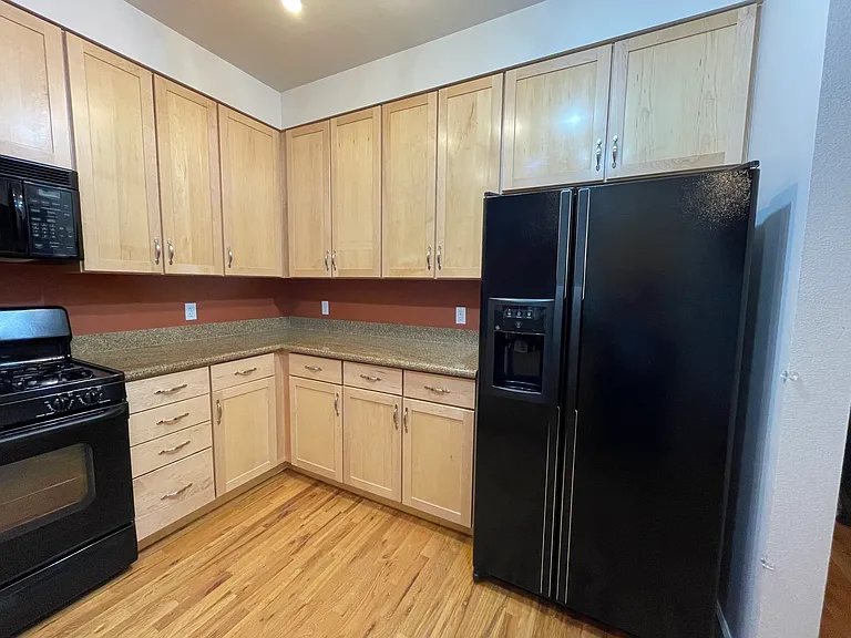 1489 Steele St #114 — Photo 7