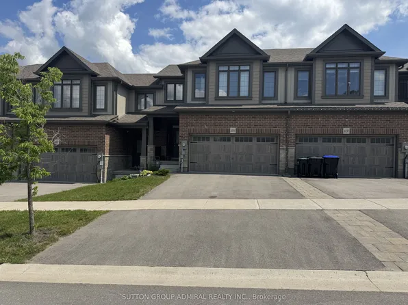 1035 Wright Dr, Midland, ON L4R 0E4