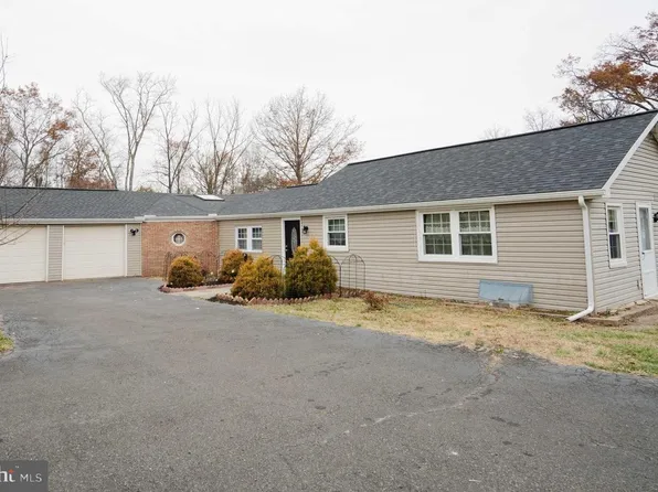 1606 N Line St, Lansdale, PA 19446