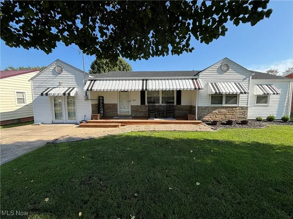 1611 Gihon Rd, Parkersburg, WV 26101