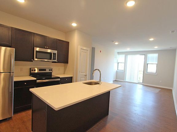 2nd image of 6656 Germantown Ave APT 208