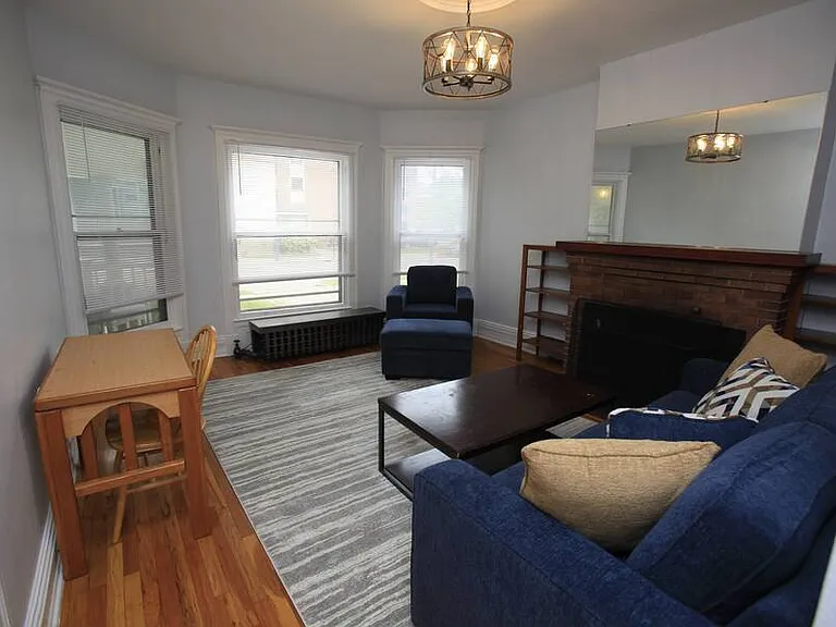 602 Monroe St #602-1 — Photo 8