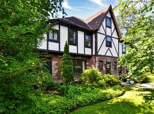 16612 Aldersyde Dr, Shaker Heights, OH 44120