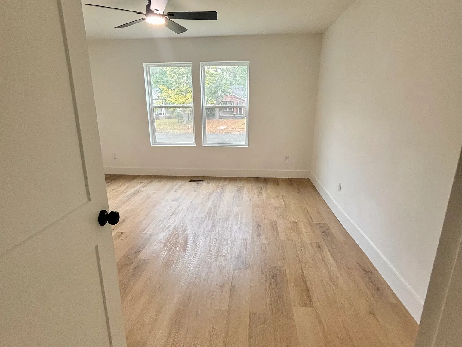 4 bed, 1550 sqft, $1,000 — Photo 4