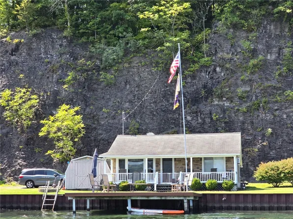 4212 Upson Point Rd, Dundee, NY 14837