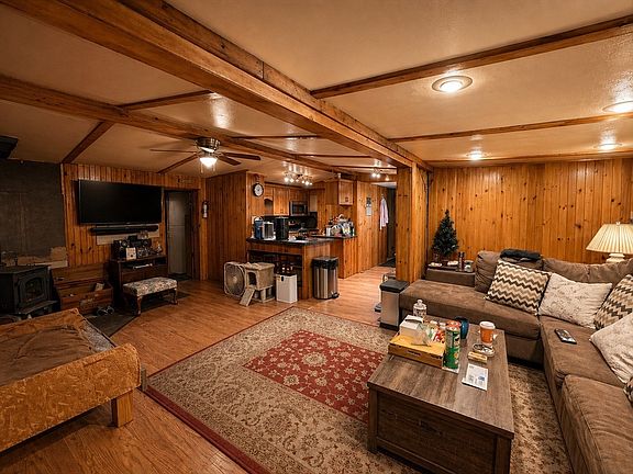 4th image of 35 Patterson Rd