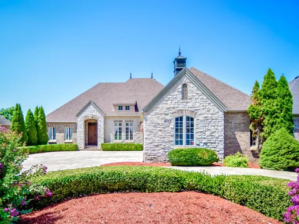 5347 S Woodfield Ave, Springfield, MO 65810