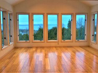 706 Mini Dr, Petoskey, MI 49770