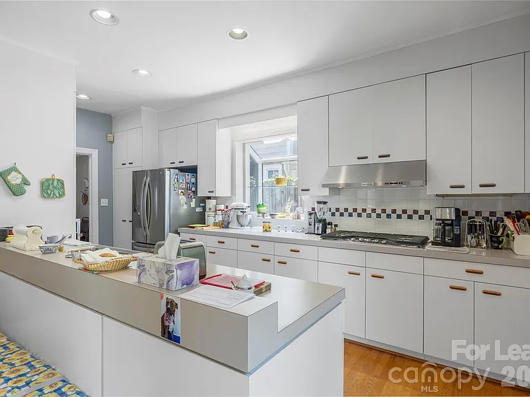 1610 Park Rd — Photo 7