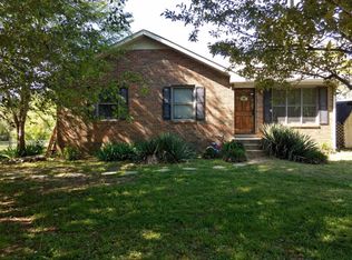 10032 W Green Cemetery Rd, Bon Aqua, TN 37025