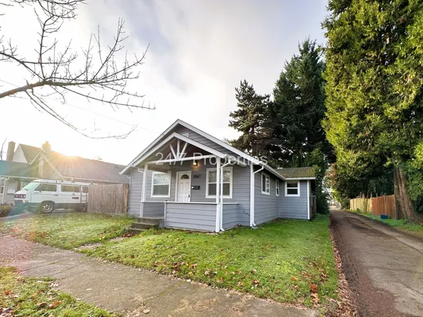 860 Shipping St NE, Salem, OR 97301
