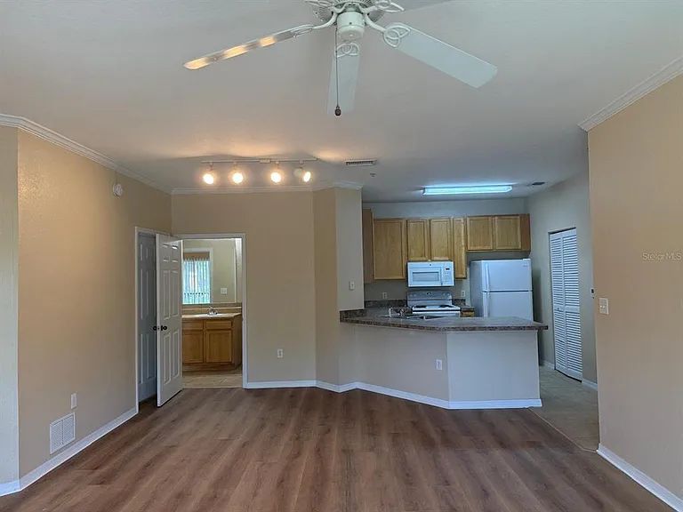 10025 Courtney Palms Blvd #103 — Photo 12