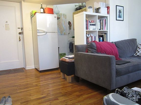 3rd image of 252 W 91st St #46A