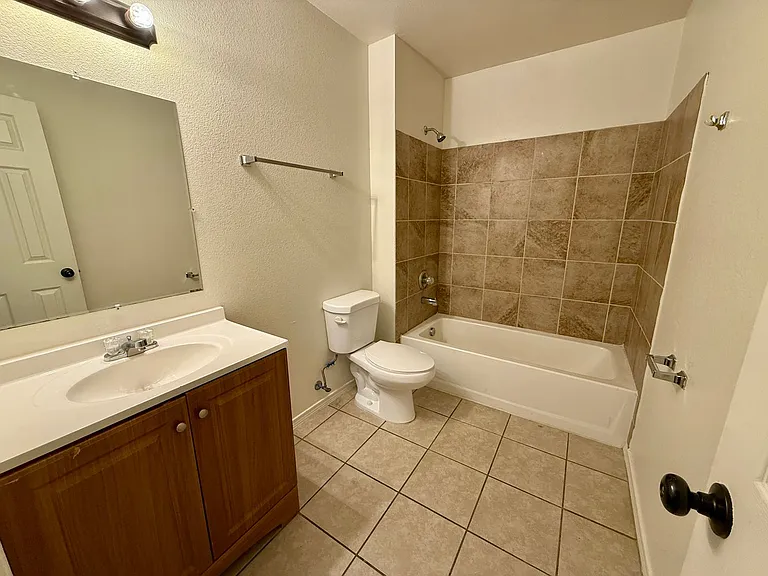 192 Rio Rd — Photo 11