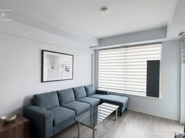 212 King William St, Hamilton, ON