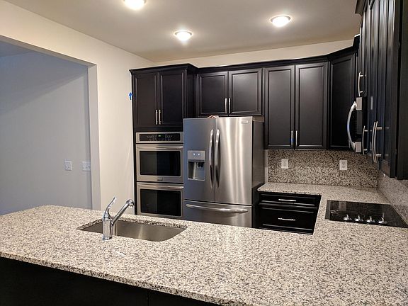 5th image of 623 Herndon Parkway