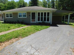 967 River Oaks Blvd, Paducah, KY 42001