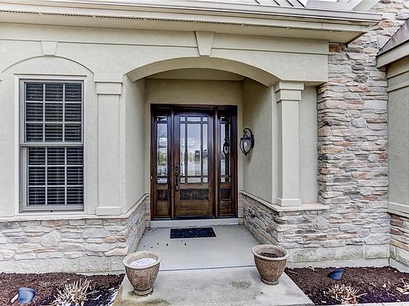 4th image of 9821 Saddle Creek Trl