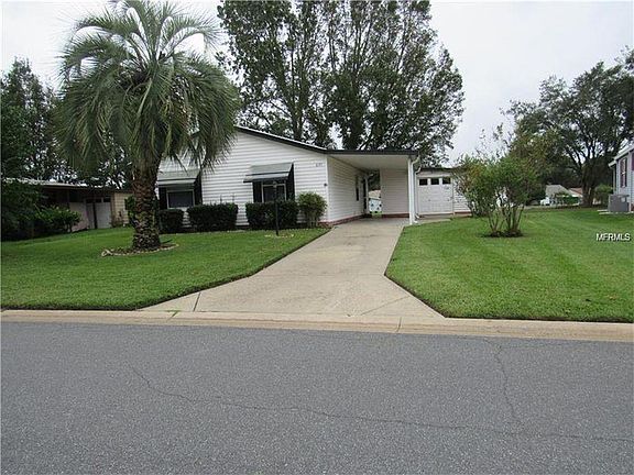 2nd image of 639 Rainbow Blvd