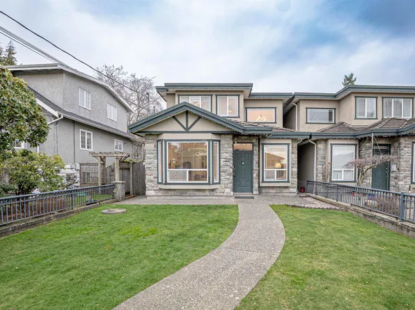 4857 Victory St, Burnaby, BC V5J 1S5