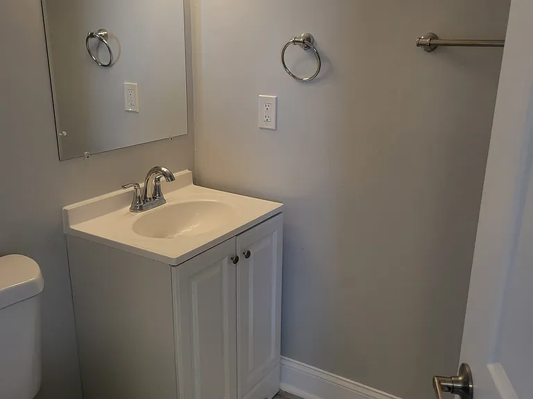 3440 Mount Pleasant Ave — Photo 9