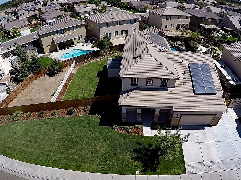 1st image of 2450 Hollybrook Way