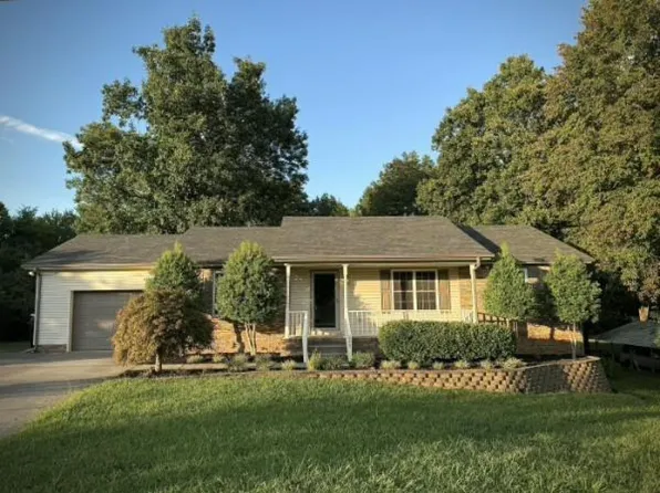 205 Rose St, Greenbrier, TN 37073