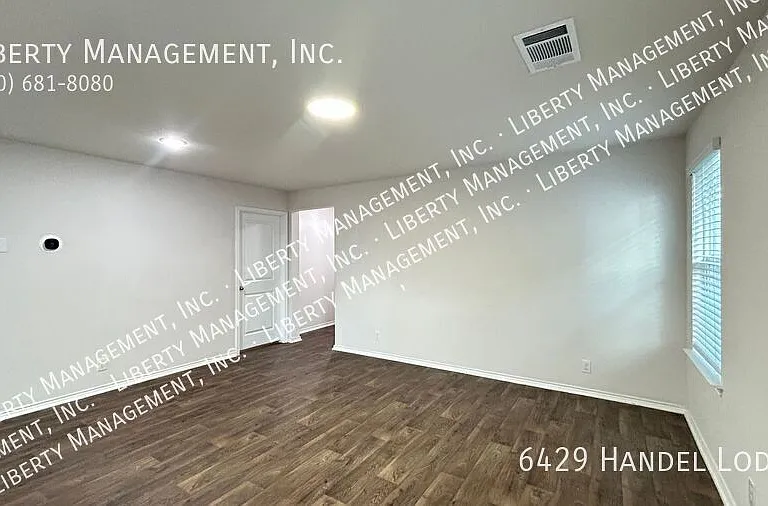 6429 Handel Ldg — Photo 11
