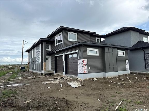 2nd image of 492 Woolf BEND