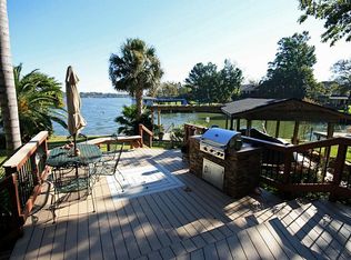 764 Lake View Dr, Montgomery, TX 77356
