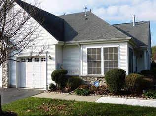139 Burholme Dr, Hamilton, NJ