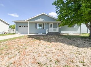 1515 E 6th Ave, Holdrege, NE 68949