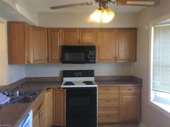 3rd image of 319 E Montcastle Dr Unit D