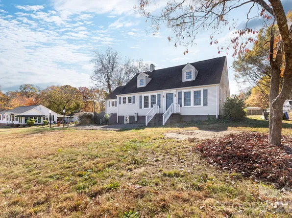 1402 Brantley Rd, Kannapolis, NC 28083