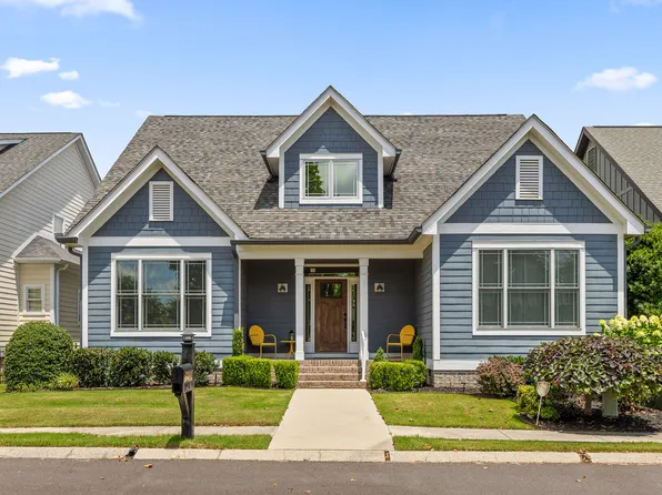 8453 Miss Tiffany Way, Ooltewah, TN 37363