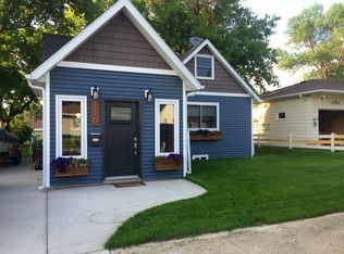 110 10th St SW, Rugby, ND 58368