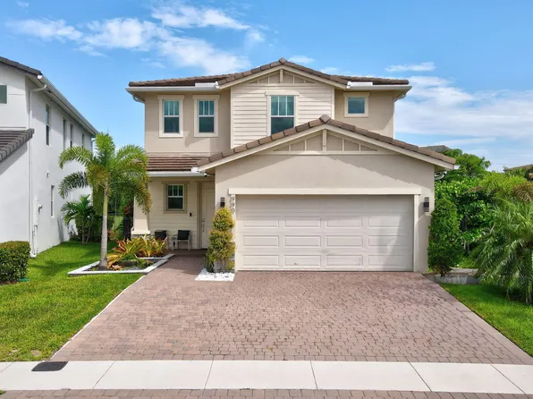 990 Veleiros Blvd, Pompano Beach, FL 33064