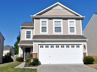 5513 Wyalong Dr, Charlotte, NC 28227