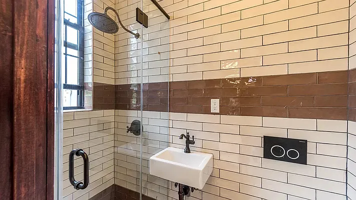 Rented by Rumah Realty Inc | media 4