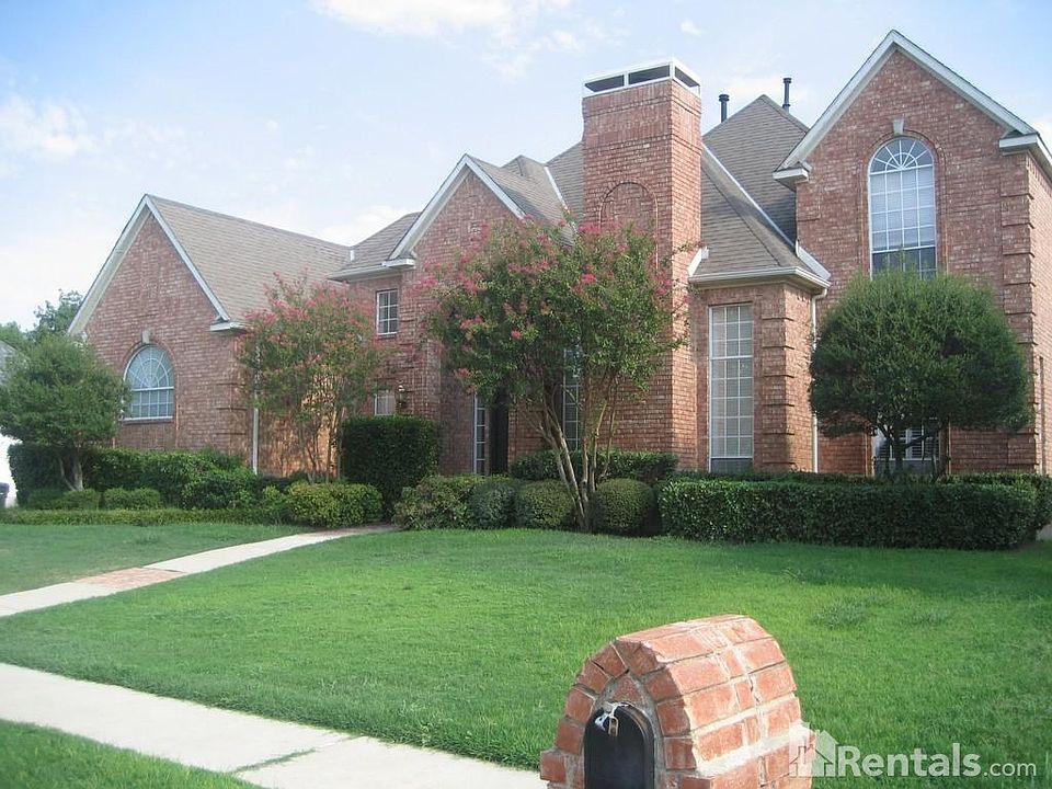 1st image of 4528 Waterford Dr