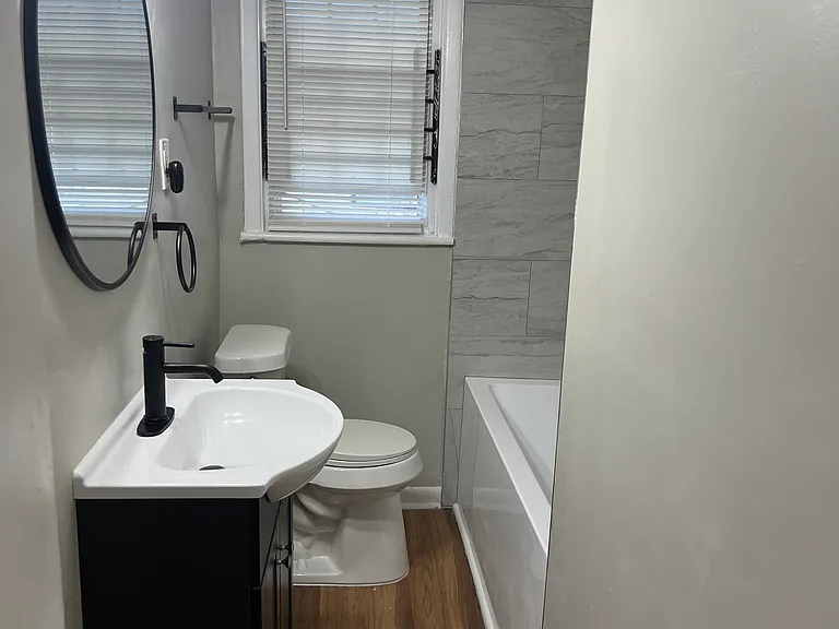 284 Spellman St NW — Photo 8