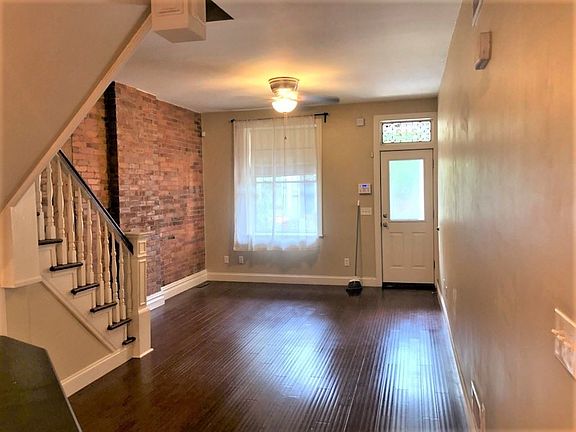 5th image of 212 Muench St