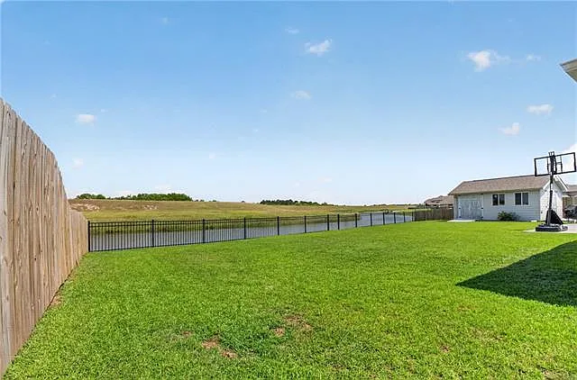 7905 Camellia Bud Ct — Photo 34