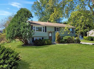 9 Rena Ave, Salem, NH 03079