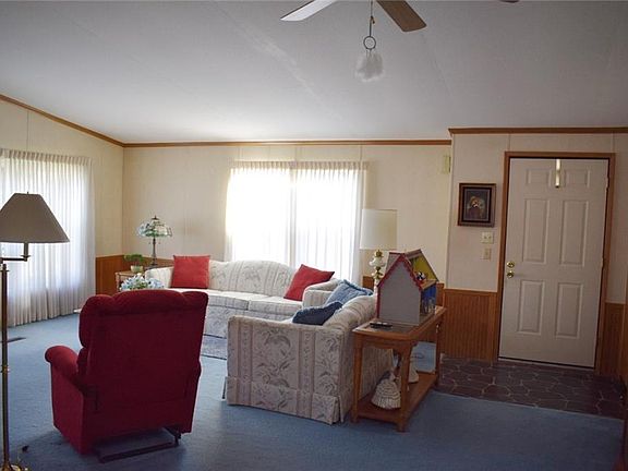 3rd image of 1 Periwinkle Dr #1