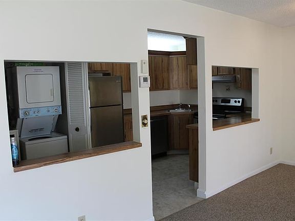 3rd image of 4703 Sable Pine Cir APT C2