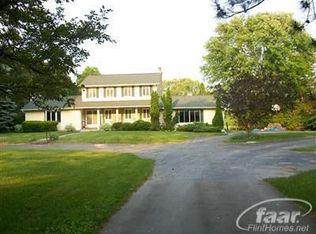 8256 Nichols Rd, Flushing, MI 48433