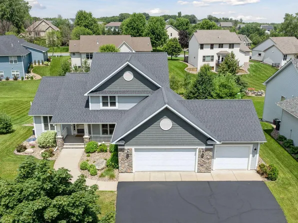 1215 10th St, Hudson, WI 54016