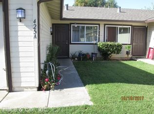 425 Lewis St #A, Gilroy, CA