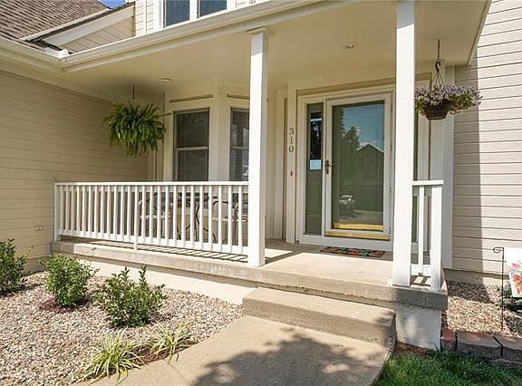 3rd image of 310 Shannon Ave